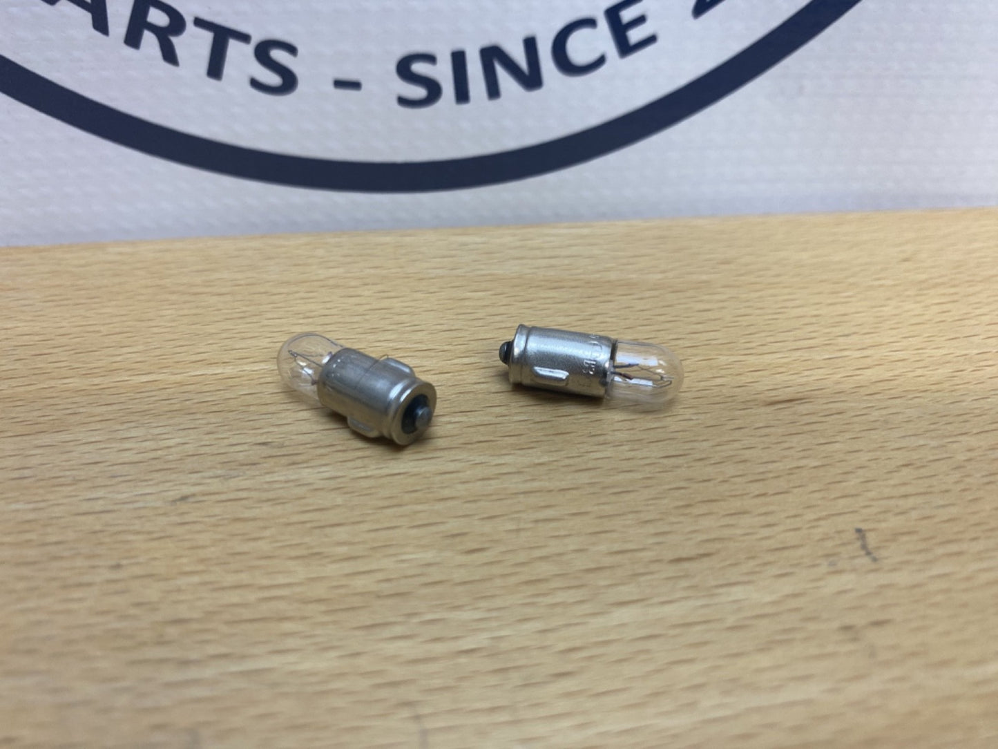 Genuine Harley-Davidson Touring Instrument Gauge BULB (Set of 2) 75045-841