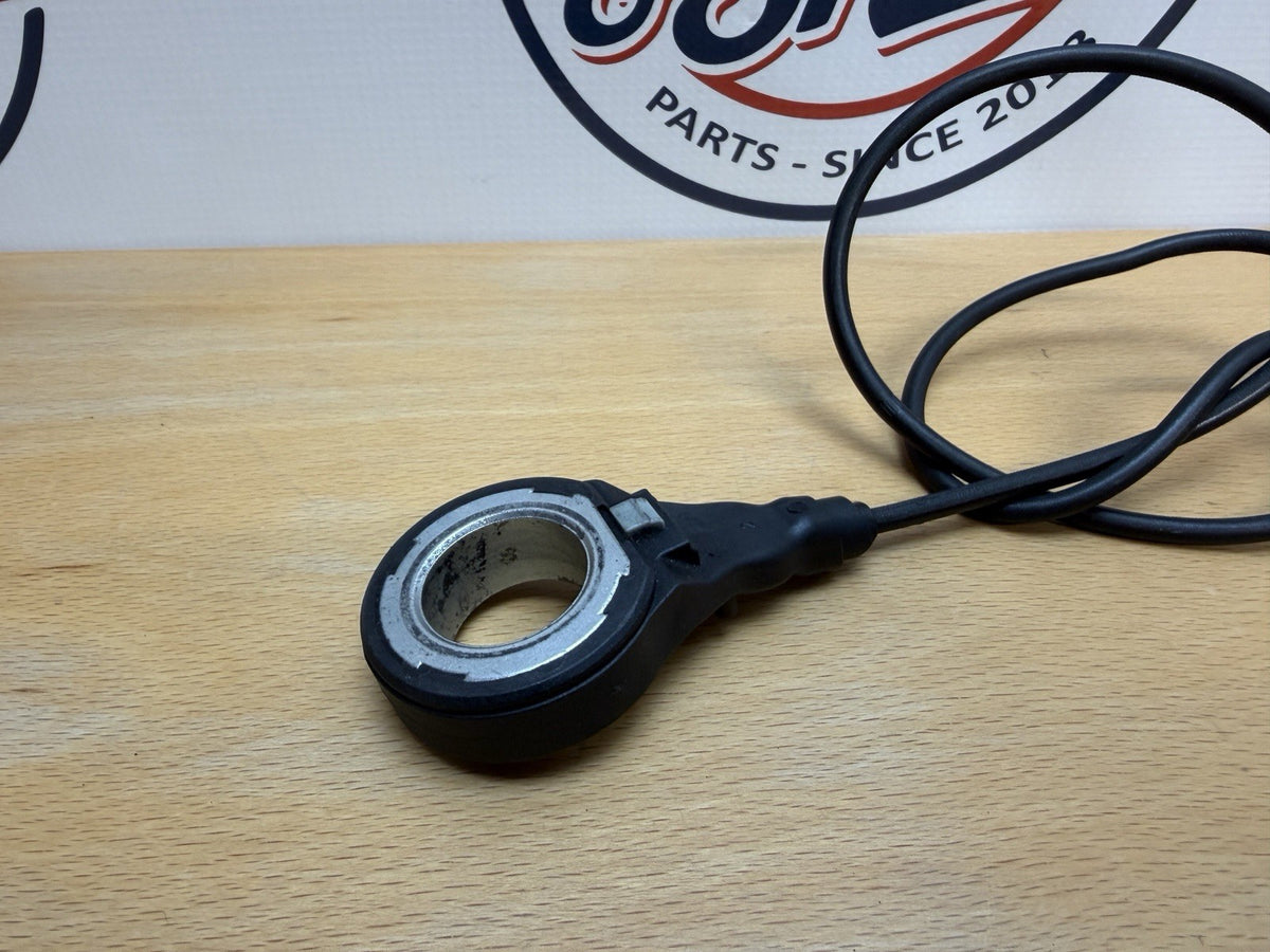 Genuine Harley-Davidson FXDRS Rear Wheel SPEED SENSOR 411000921