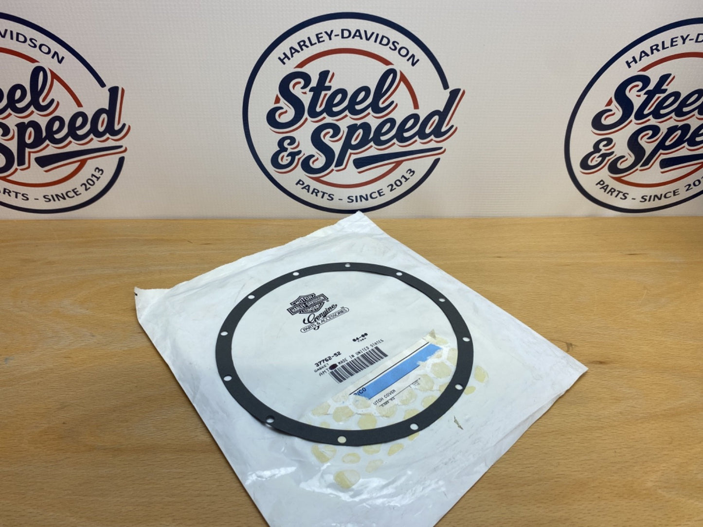 Genuine Harley-Davidson Clutch Cover / Derby Cover GASKET 37762-520