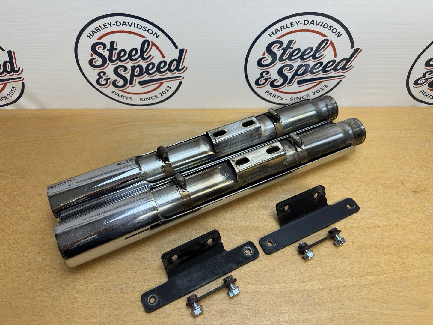Vance & Hines Straightshots HS SLIP-ONS For Harley-Davidson Softail 168315