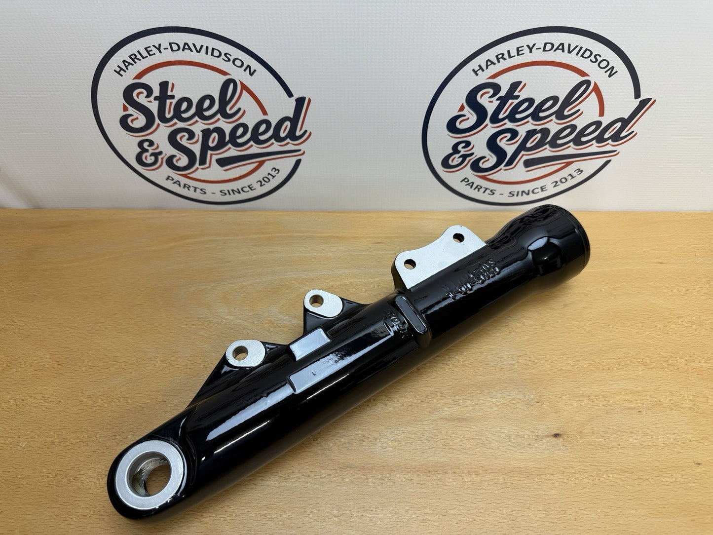 Genuine Harley-Davidson Softail FXLR Fork Slider LOWER Gloss Black LEFT 455004193