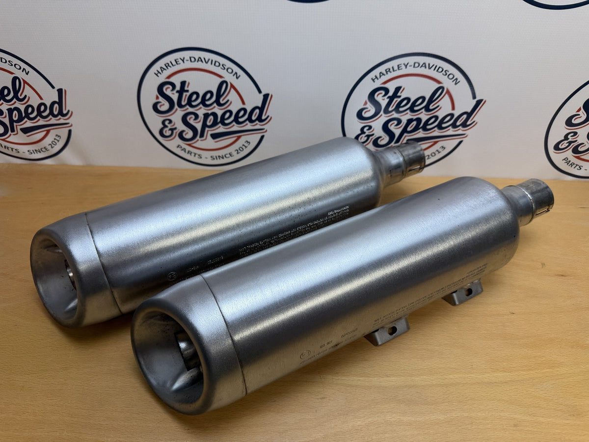 Harley-Davidson Exhaust Mufflers Silencers Satin Fat Bob E4 Marked 649007200