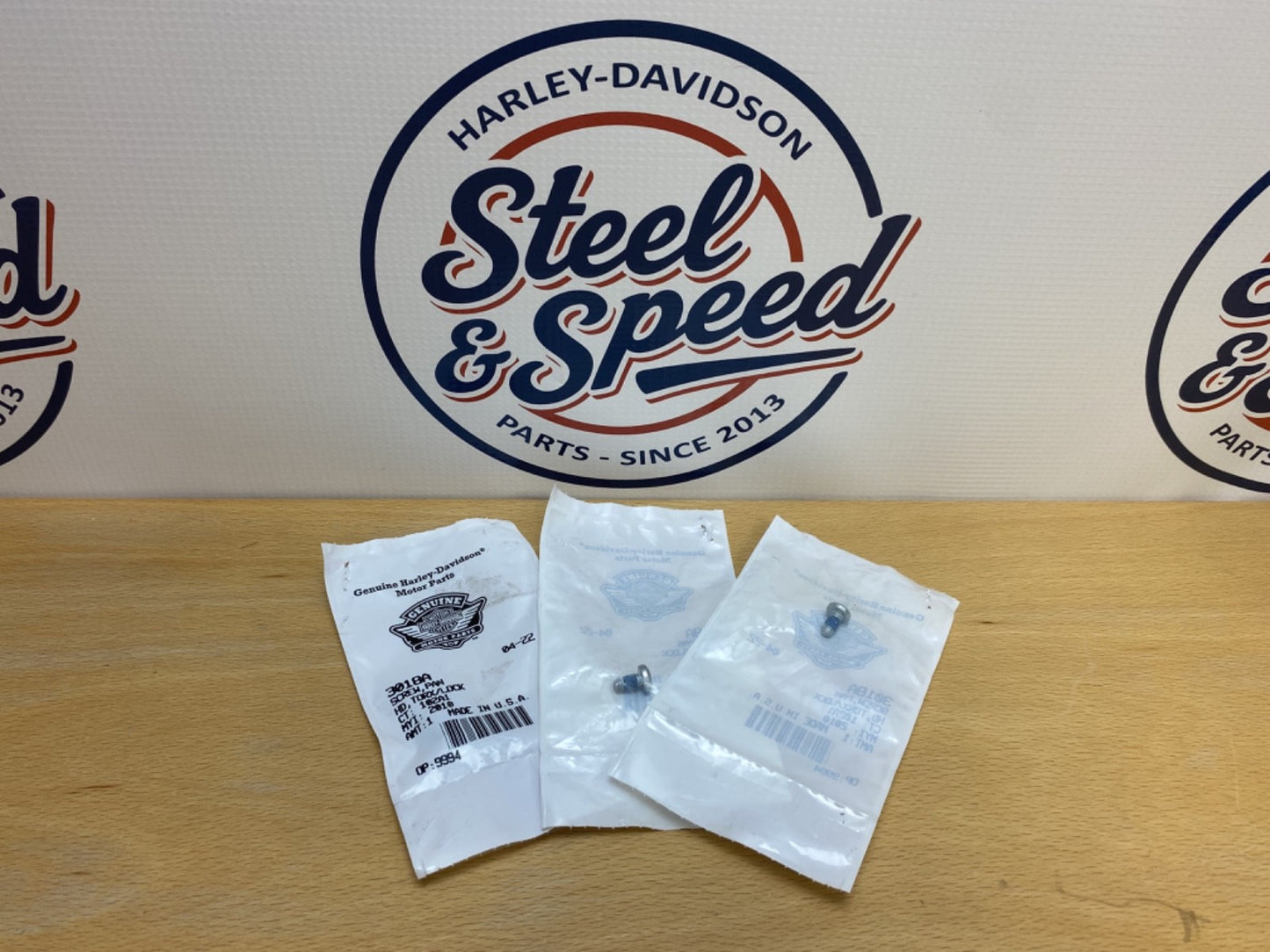 Genuine Harley-Davidson SCREW 10-24x3/8 TORX head (Set of 3) 3018A0