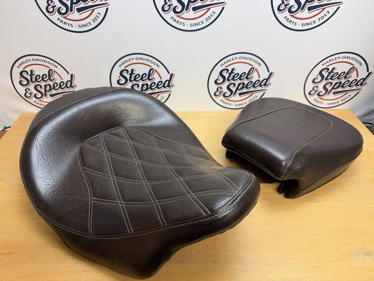 Harley-Davidson Touring Low-Profile SEAT Set Rider + Pillion Seat MAHOGANY BROWN0
