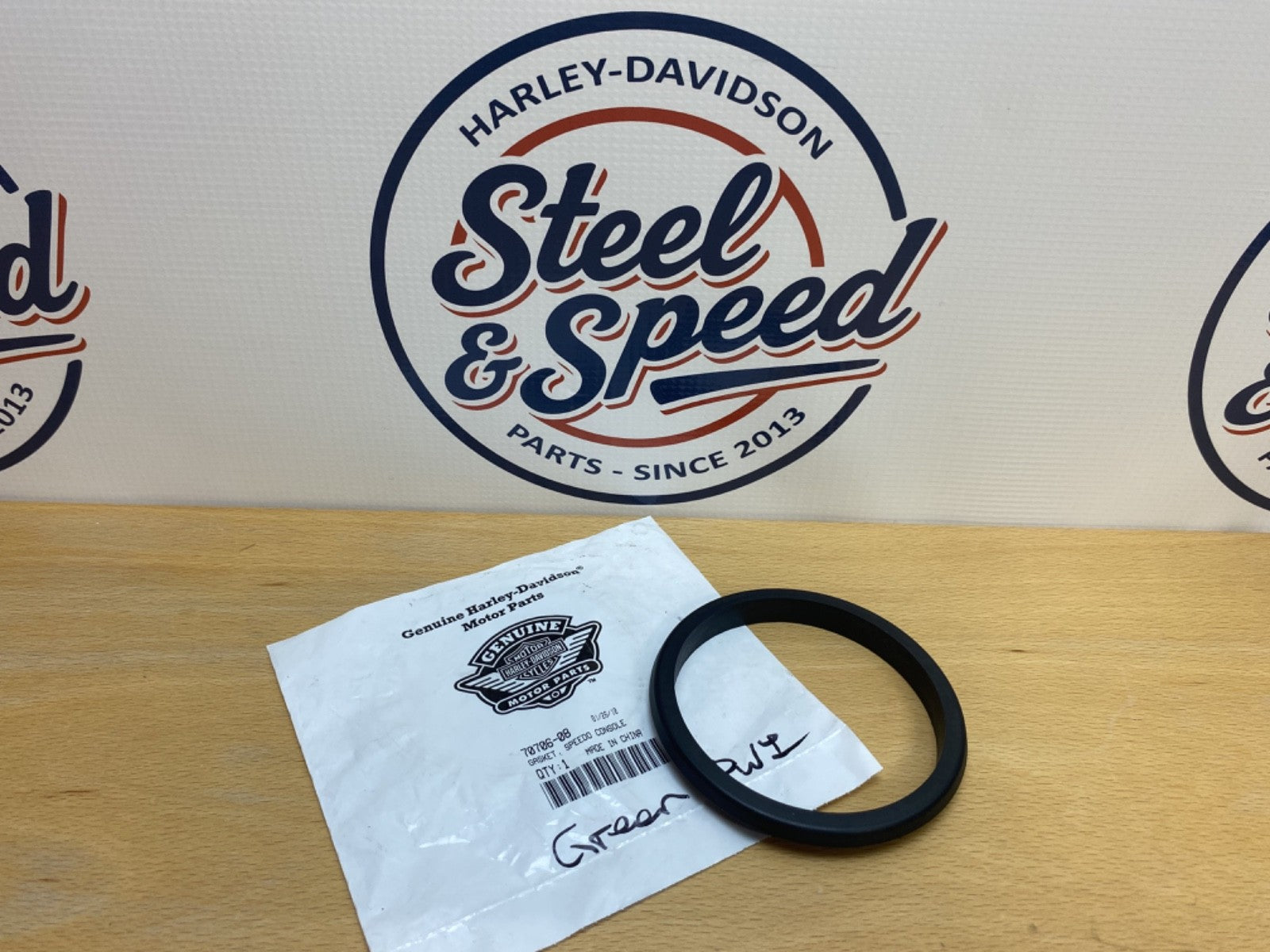 Genuine Harley-Davidson Dyna Instrument Speedometer GASKET 70706-080
