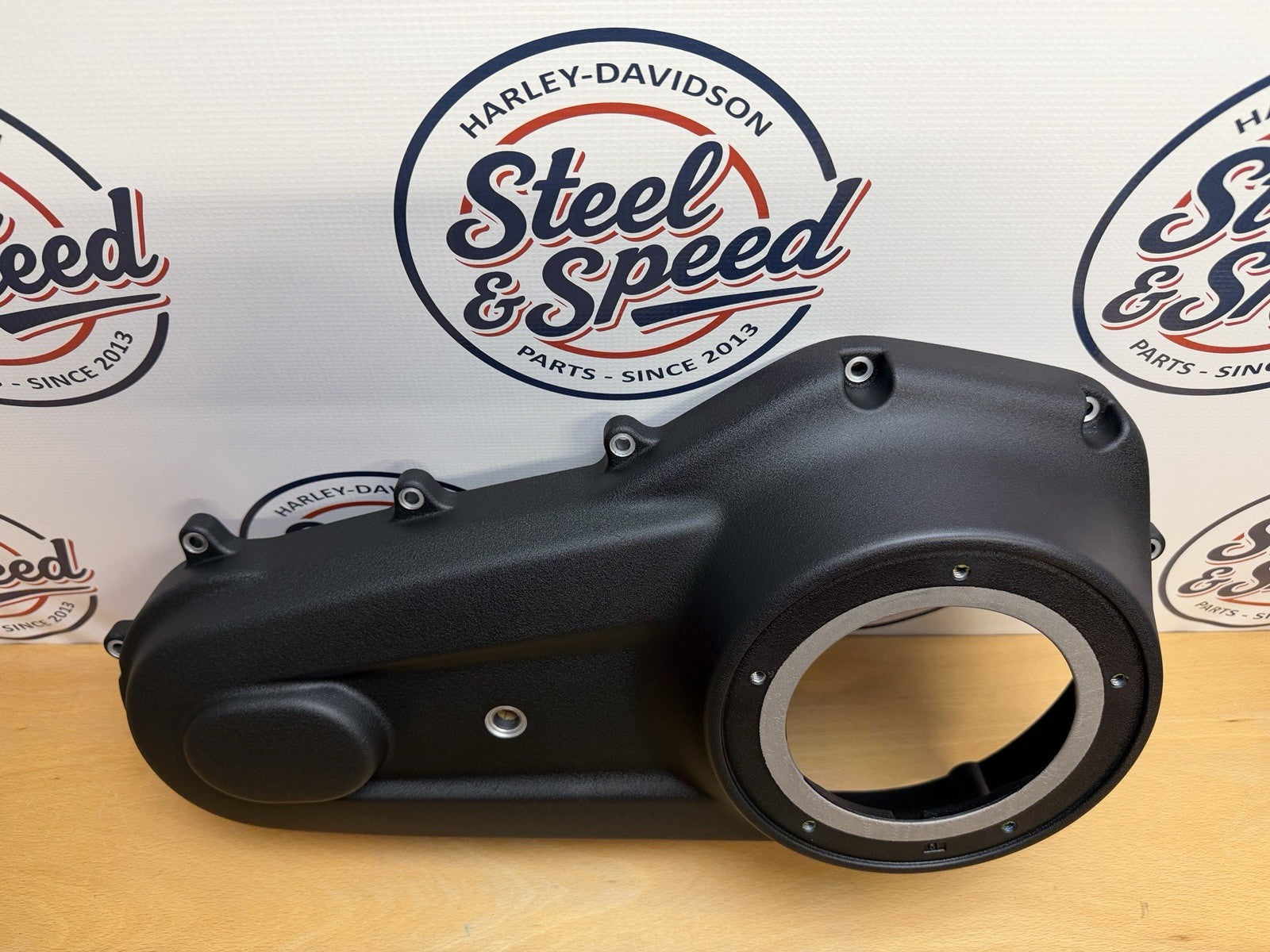 Genuine Harley-Davidson Softail MK8 Outer Primary Cover Wrinkle Black 257006892