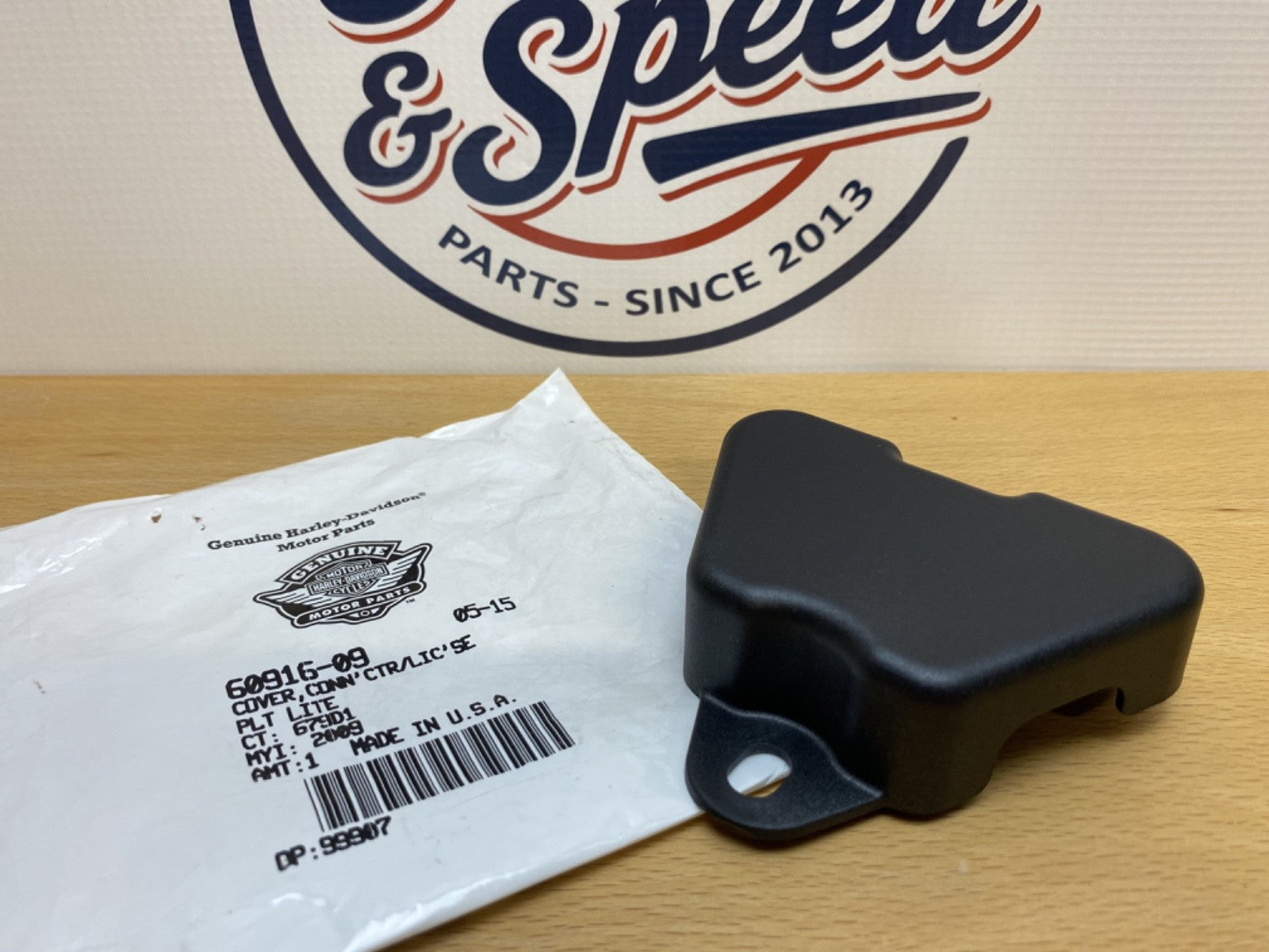 Genuine Harley-Davidson License Plate COVER 60916-091