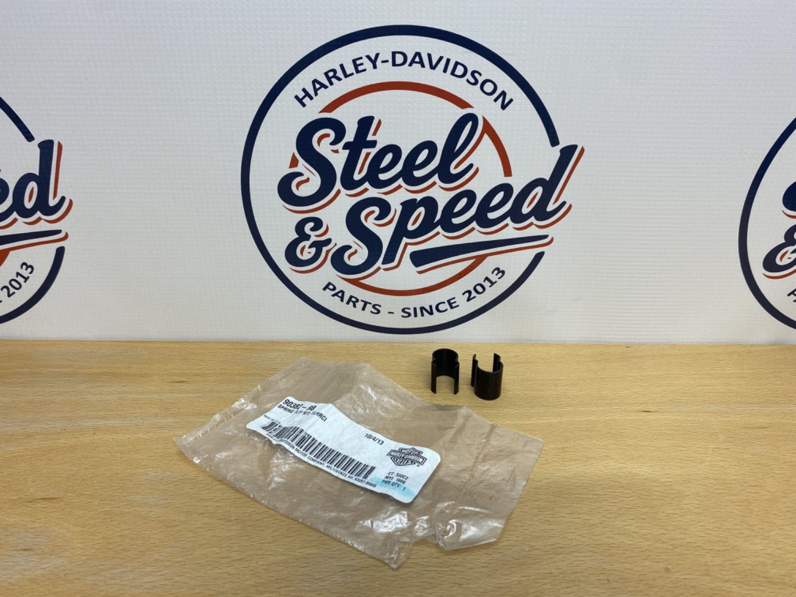 Genuine Harley-Davidson Touring Saddlebag Hinge SPRING KIT 90382-980