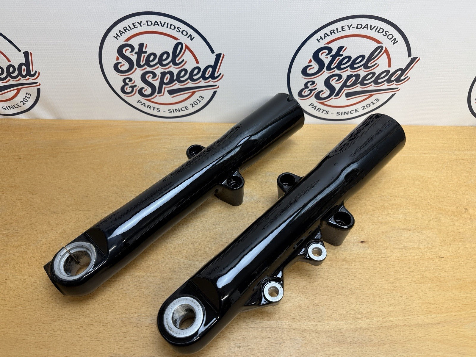 Genuine Harley-Davidson Softail Fat Boy Fork Slider LOWER Black Pair 455004040