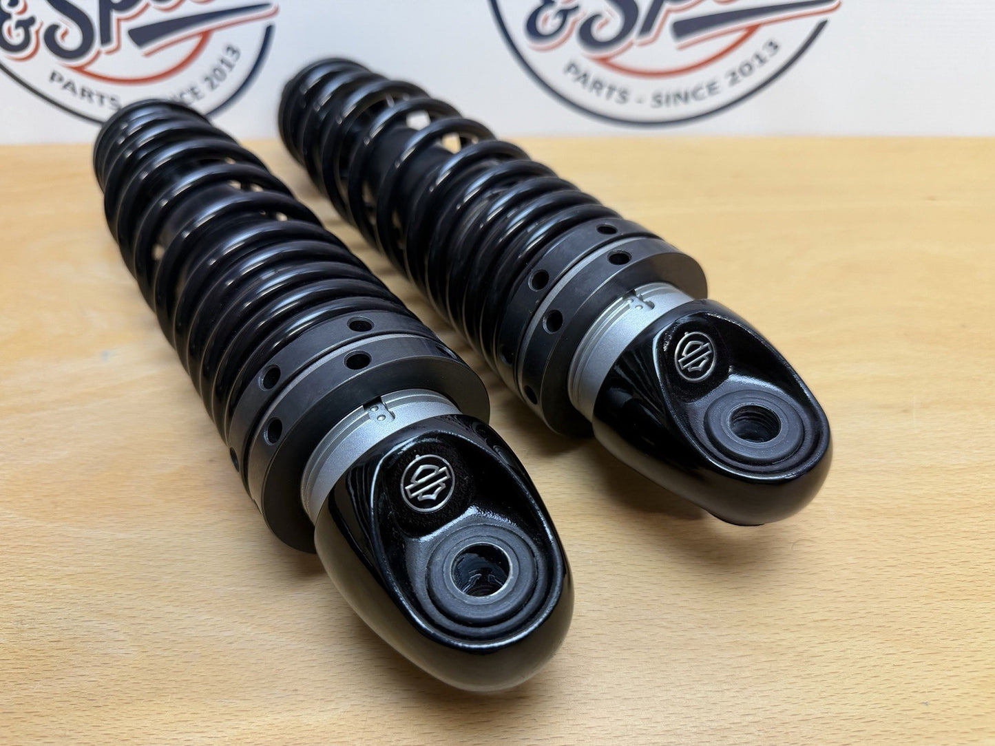Genuine Harley-Davidson Sportster Premium SHOCK ABSORBER 11.75in Pair 540000873