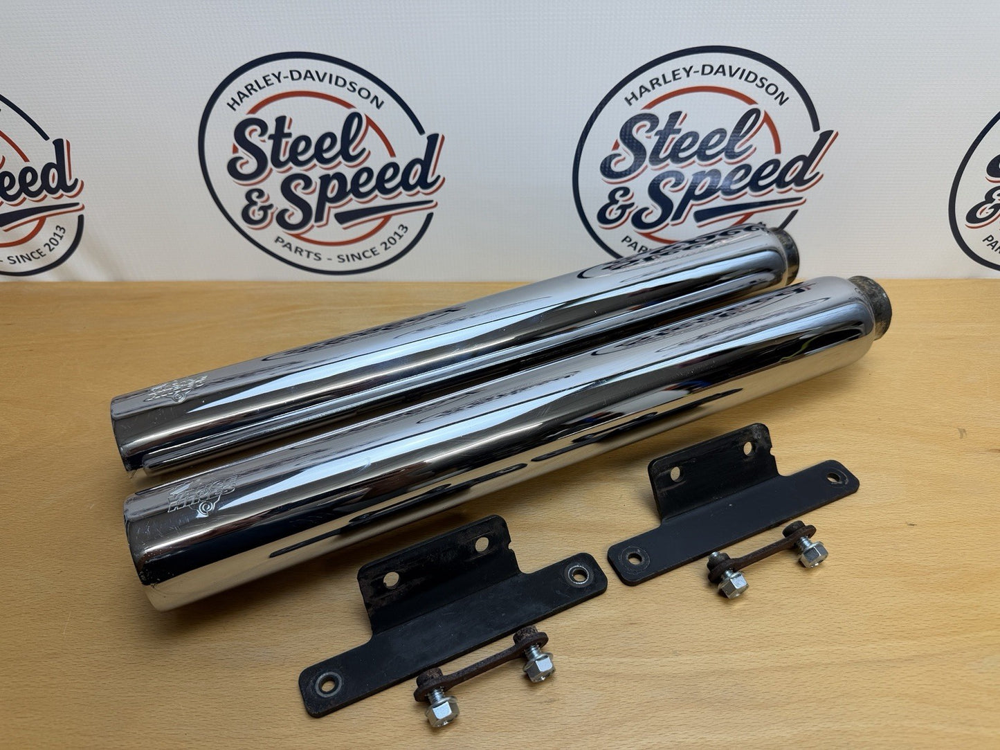 Vance & Hines Straightshots HS SLIP-ONS For Harley-Davidson Softail 168310