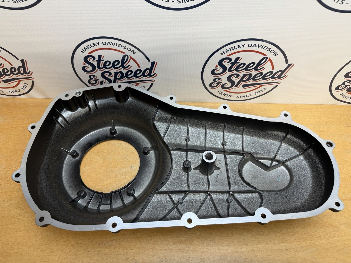 Genuine Harley-Davidson Softail MK8 Outer Primary Cover Wrinkle Black 257006895