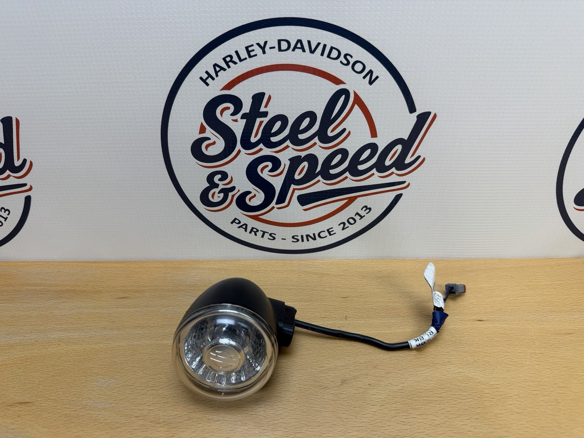 Genuine Harley-Davidson Sportster LH REAR LED TURN SIGNAL Indicator 678011530