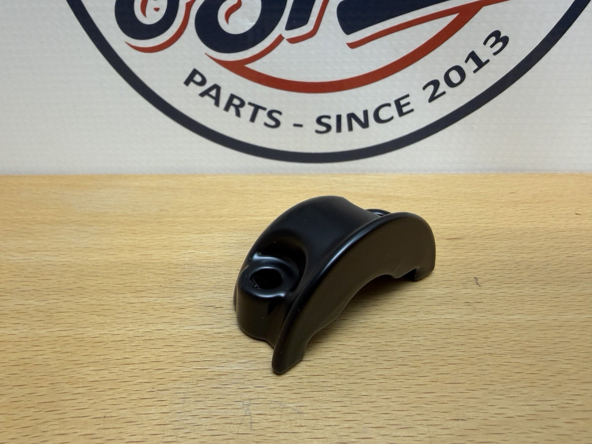 Genuine Harley-Davidson Master Cylinder / Clutch Lever HALF-CLAMP 45138-08A2