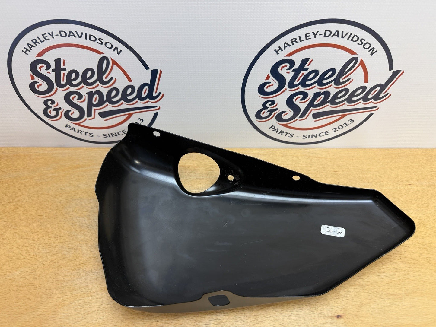Genuine Harley-Davidson Sportster SIDE COVER Satin Black Right Side 66273-05A4