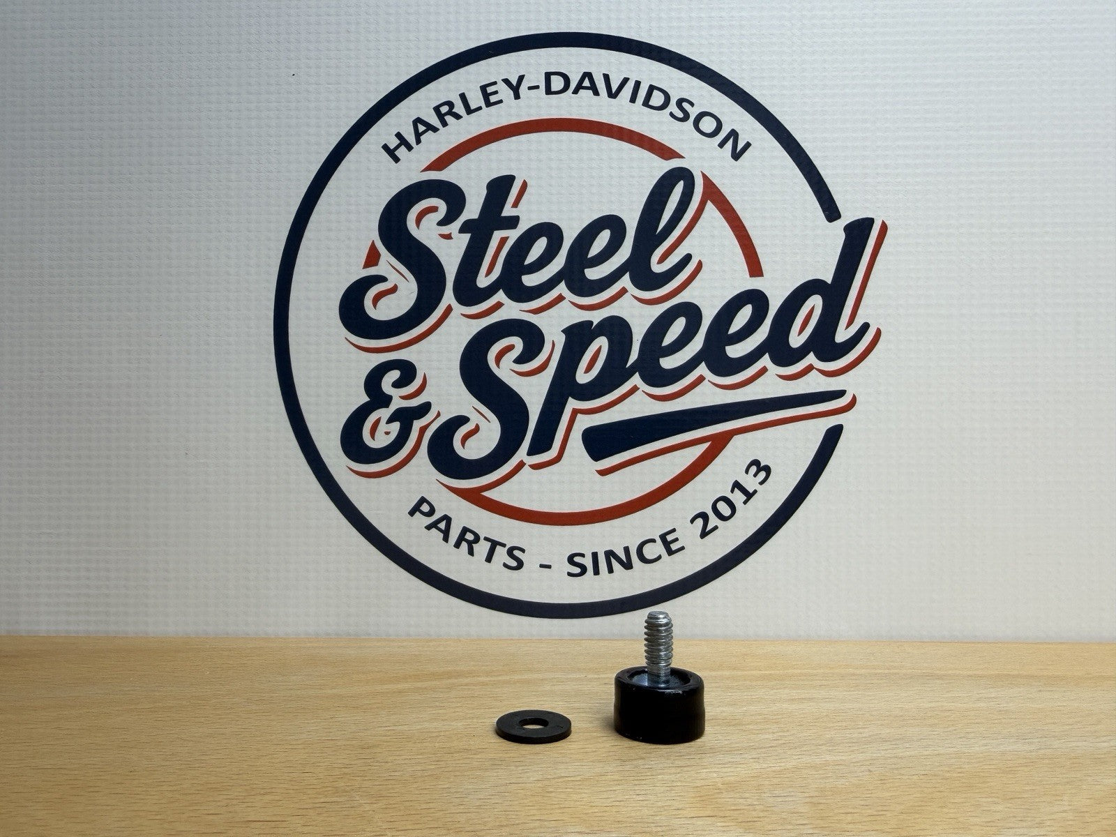 Genuine Harley-Davidson Quick-Release Seat Hardware Kit - Gloss Black 105000931