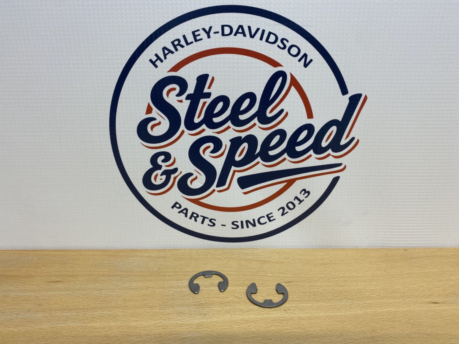 Genuine Harley-Davidson Rear Wheel Axle RETAINING CLIP (Set of 2) 41139-020