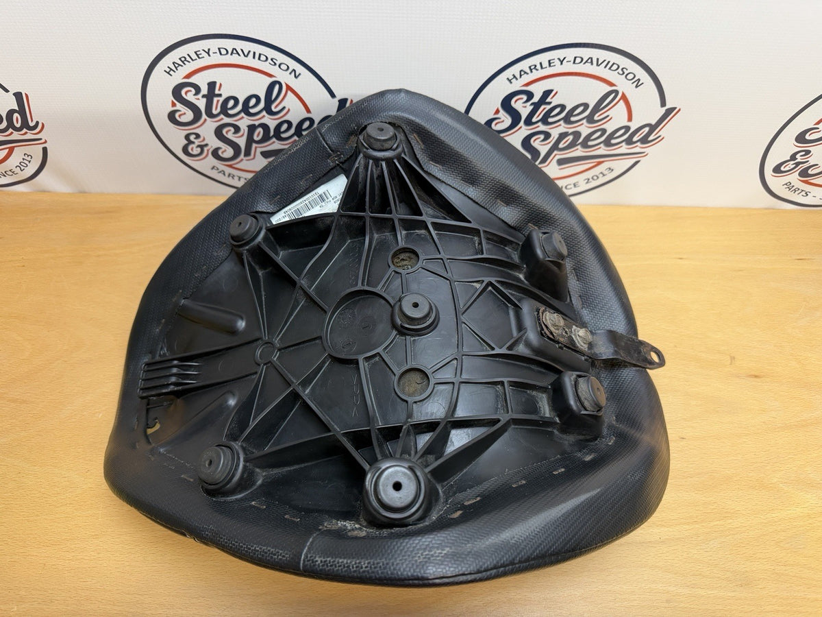 Genuine Harley-Davidson Softail Street Bob Solo SEAT 520006065