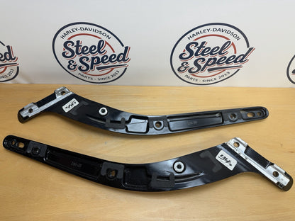 Genuine Harley-Davidson Softail Rear Fender SUPPORT / STRUTS Gloss Black Pair6