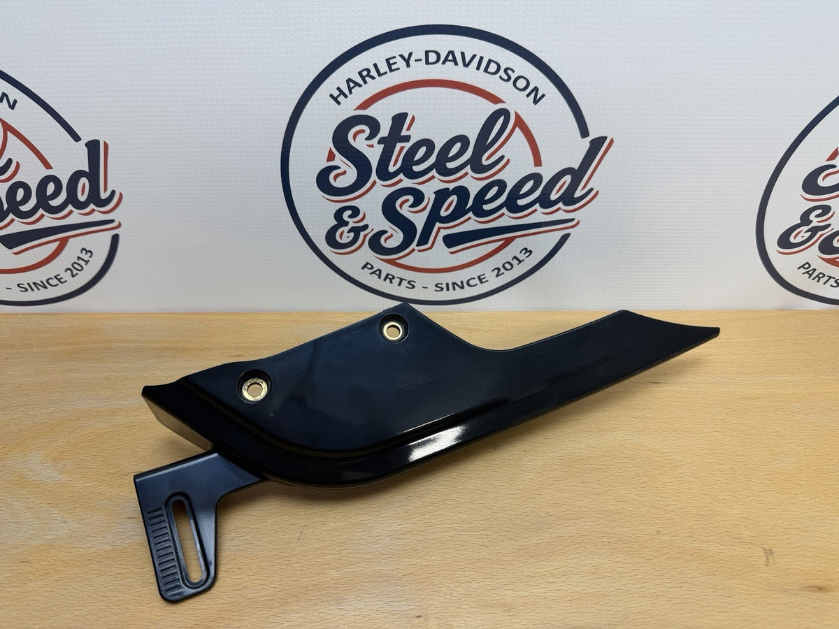 Genuine Harley-Davidson Softail FXDRS Belt Guard Debris Deflector 603001670