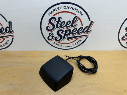 Genuine Harley-Davidson Fat Bob Number Plate Licence Plate LED LIGHT 679004150