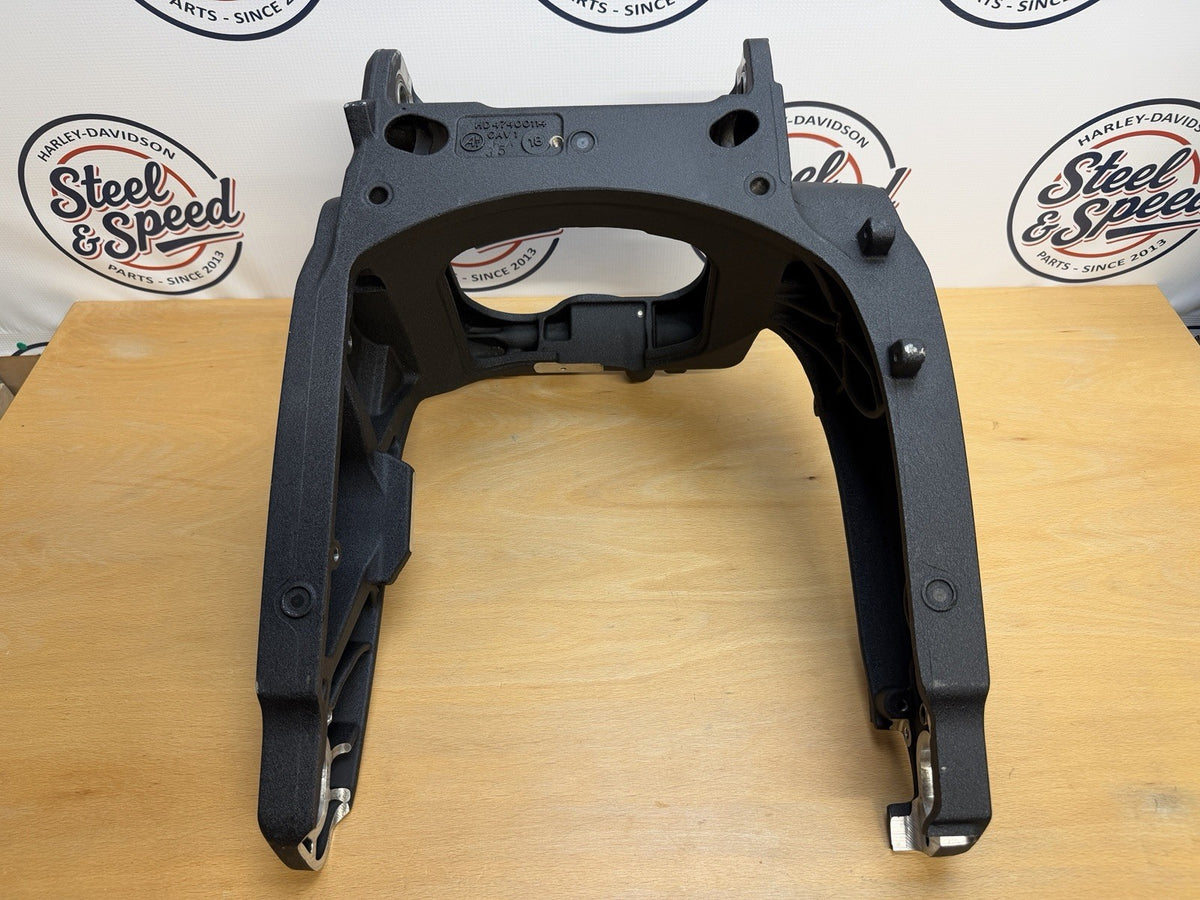 Genuine Harley-Davidson Softail FXDRS Swingarm Wrinkle Black 474001146
