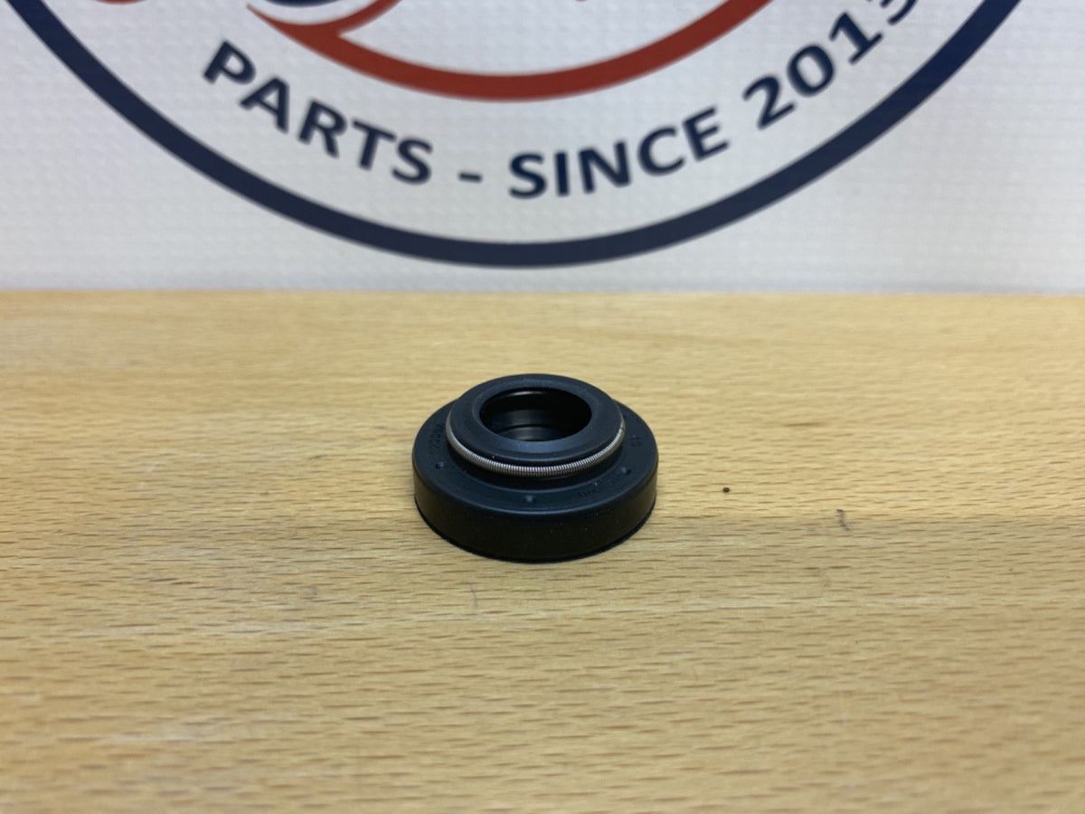 Genuine Harley-Davidson Primary Transmission Shaft OIL SEAL 12066A1