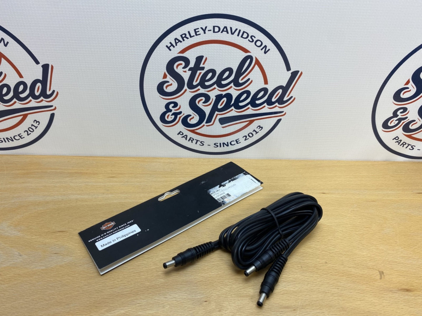 Genuine Harley-Davidson 3-Prong Wire Harness (For Heated Gloves Only) 98537-04V1