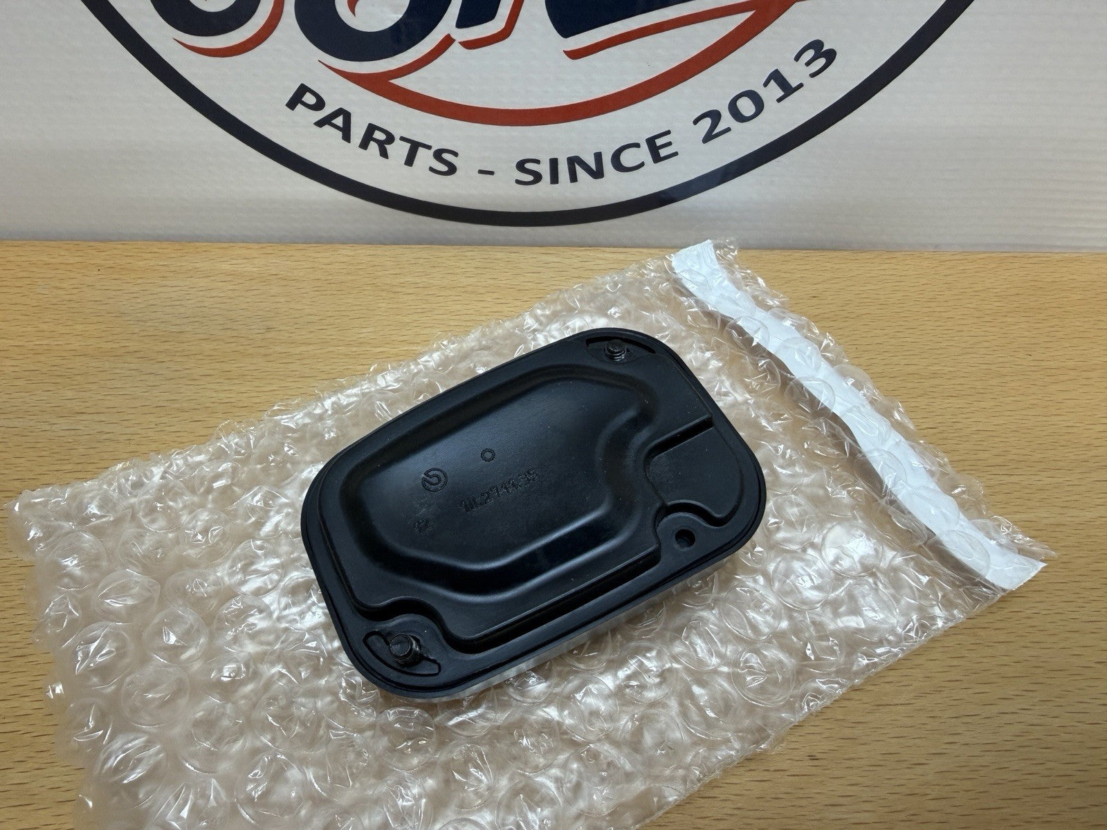 Genuine Harley-Davidson Clutch Master Cylinder COVER Black 367001302